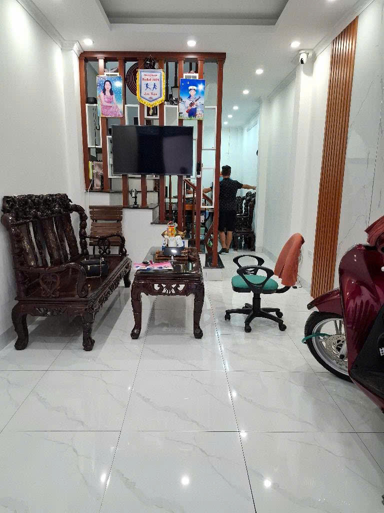 BÁN NHÀ CỰC MỚI, KHU DƯƠNG NỘI 5 TẦNG 6.7 TỶ VỊ TRÍ THUẬN TIỆN