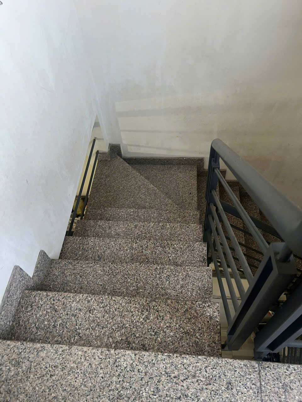 Bán nhà