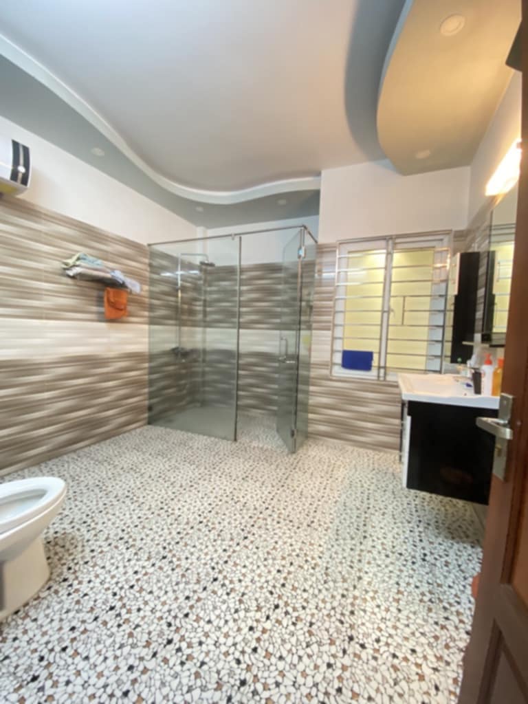 CẦU GIẤY - 20M RA OTO ĐỖ  - NHÀ ĐẸP FULL ĐỒ NỘI THẤT - GẦN PHỐ CHỈ NHỈNH 8 TỶ  - CÓ SỔ