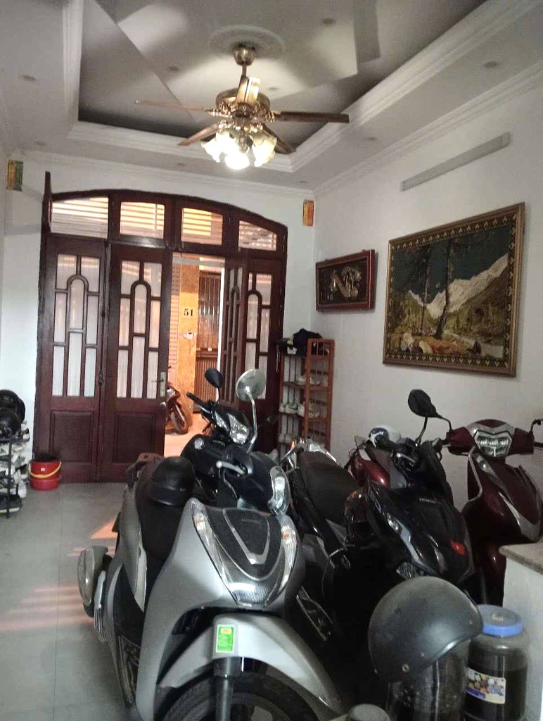 BÁN NHÀ TRẦN QUỐC VƯỢNG NGÕ RỘNG, DÂN XÂY, 36M2, 9 ĐỒNG 5