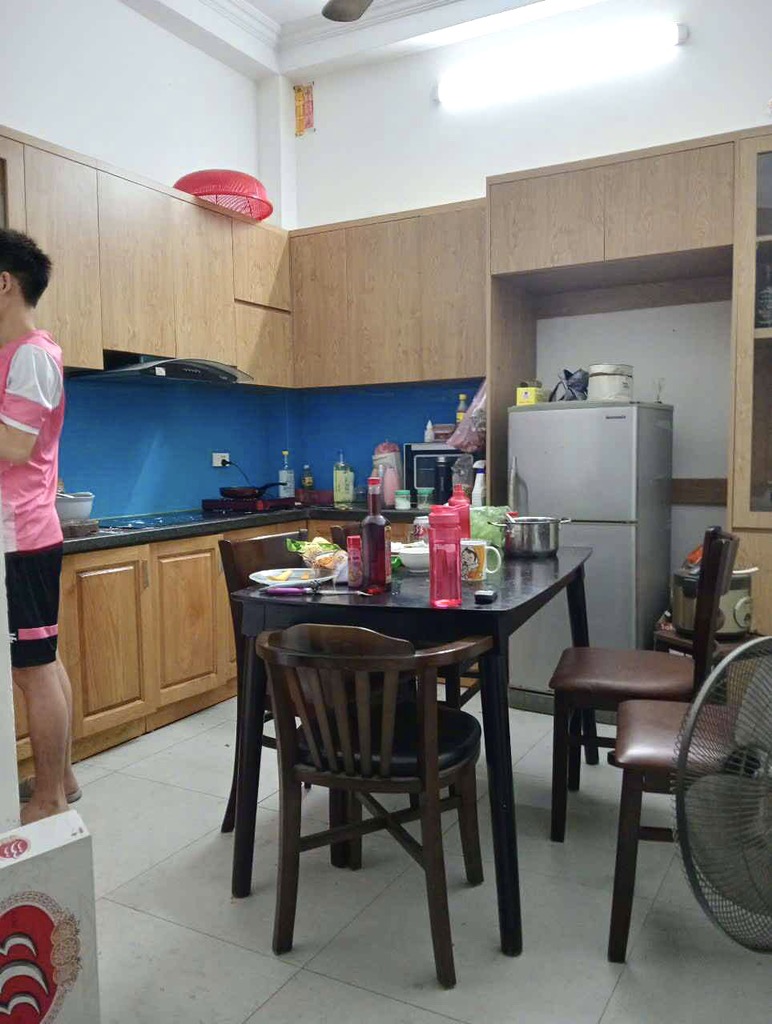 BÁN NHÀ TRẦN QUỐC VƯỢNG NGÕ RỘNG, DÂN XÂY, 36M2, 9 ĐỒNG 5