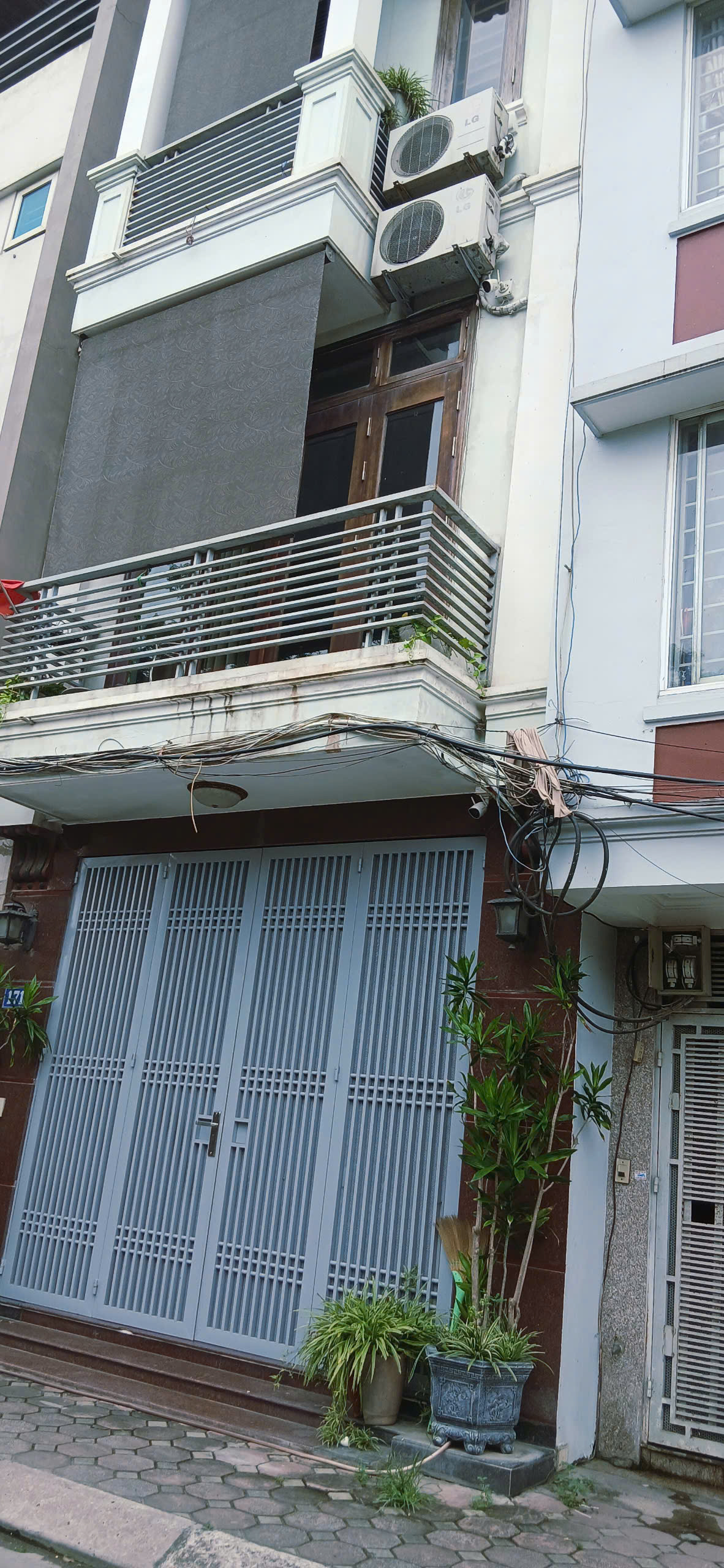 Bán nhà Phú Diễn, Ở ngay, Phân lô, Nở hậu, 50m2, 6.4 TỶ