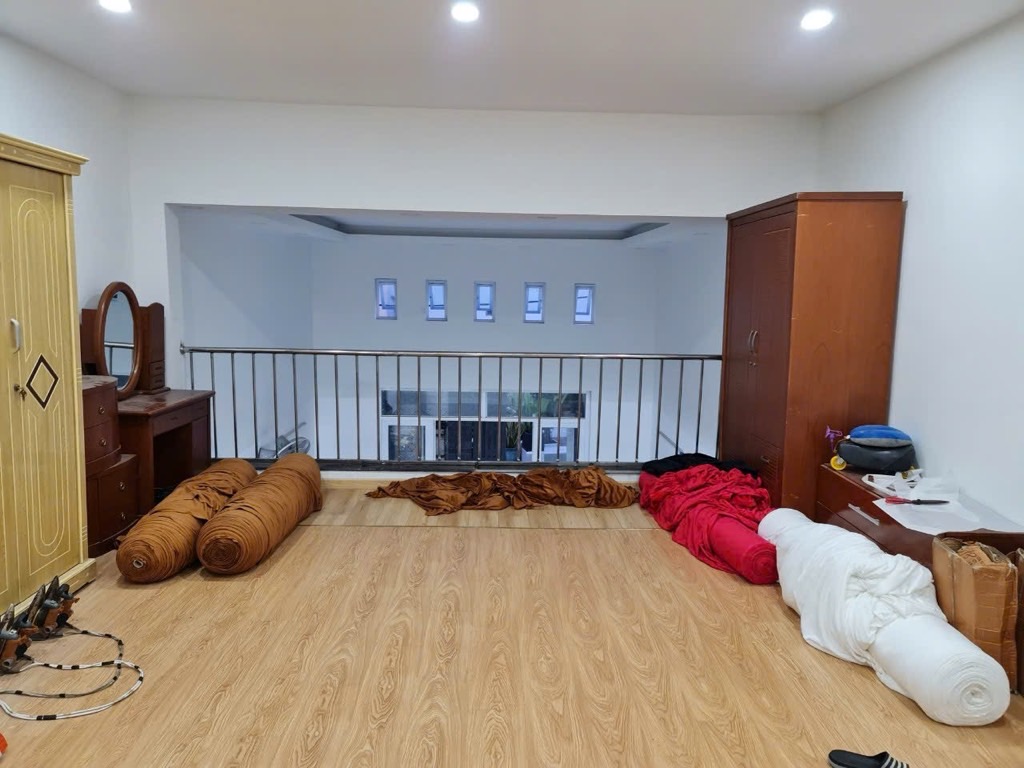 NGANG KHỦNG 5MX16M, NHÀ ĐẸP DỌN VÀO Ở NGAY,  GIÁ NHĨNH 5 TỶ