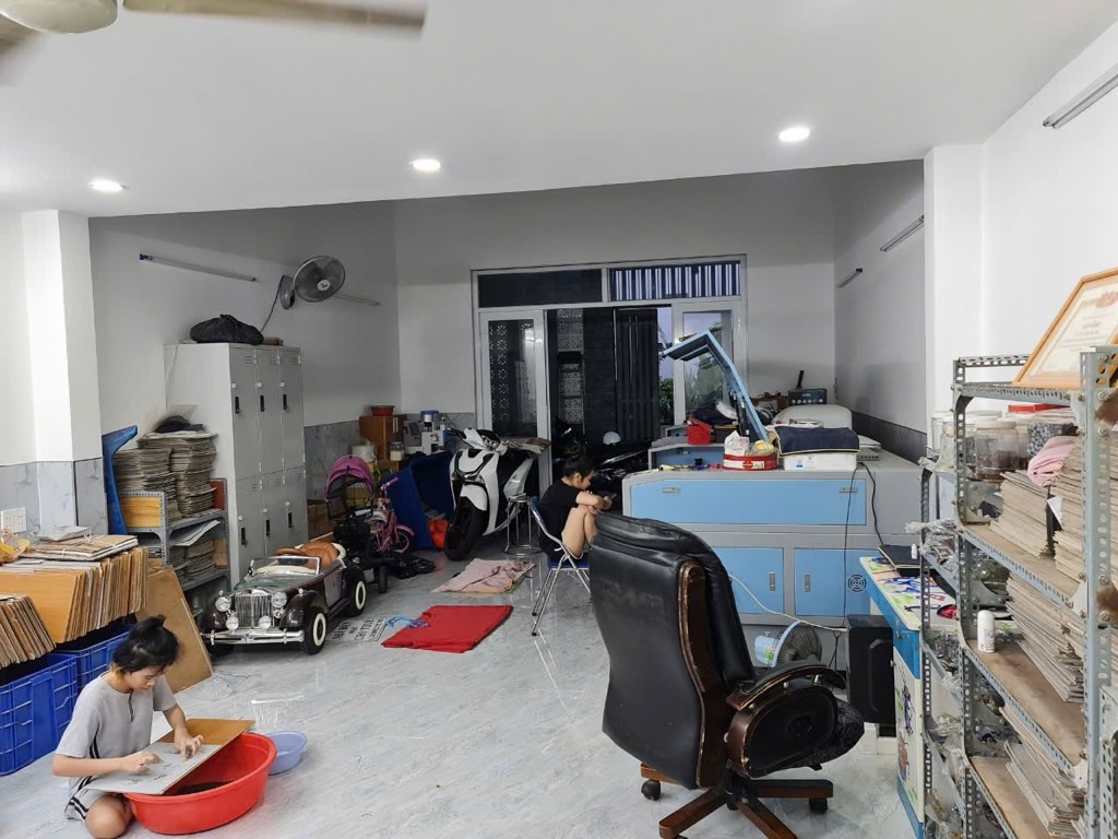 NGANG KHỦNG 5MX16M, NHÀ ĐẸP DỌN VÀO Ở NGAY,  GIÁ NHĨNH 5 TỶ