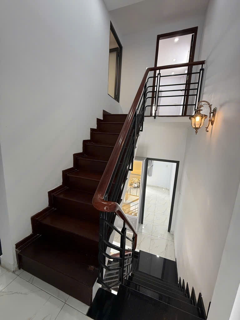 SIÊU PHẨM 2 MT - NGUYỄN PHÚC CHU - 42M2 - 4PN - CHƯA TỚI 5 TỶ