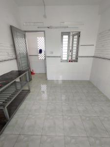 Chính chủ bán gấp Nhà Bình Chánh 200m2 thổ cư, SHR, đang cho thuê 8tr