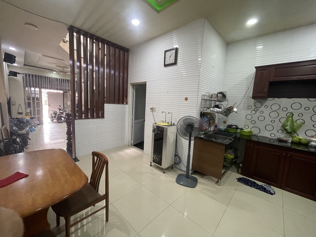 Bán nhà mặt tiền đường Liên Khu 1-6, quận Bình Tân, mặt tiền 4,5m dài 18m giá chỉ 5.9 tỷ