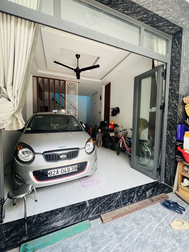 Bán nhà mặt tiền đường Gò Xoài, Bình Tân giá nhỉnh 4,7 tỷ