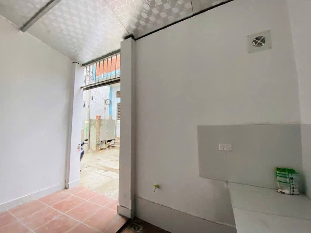 Bán đất tặng nhà Vân Nội 32m2, nhỉnh 2 tỷ đường ô tô vào tận nhà