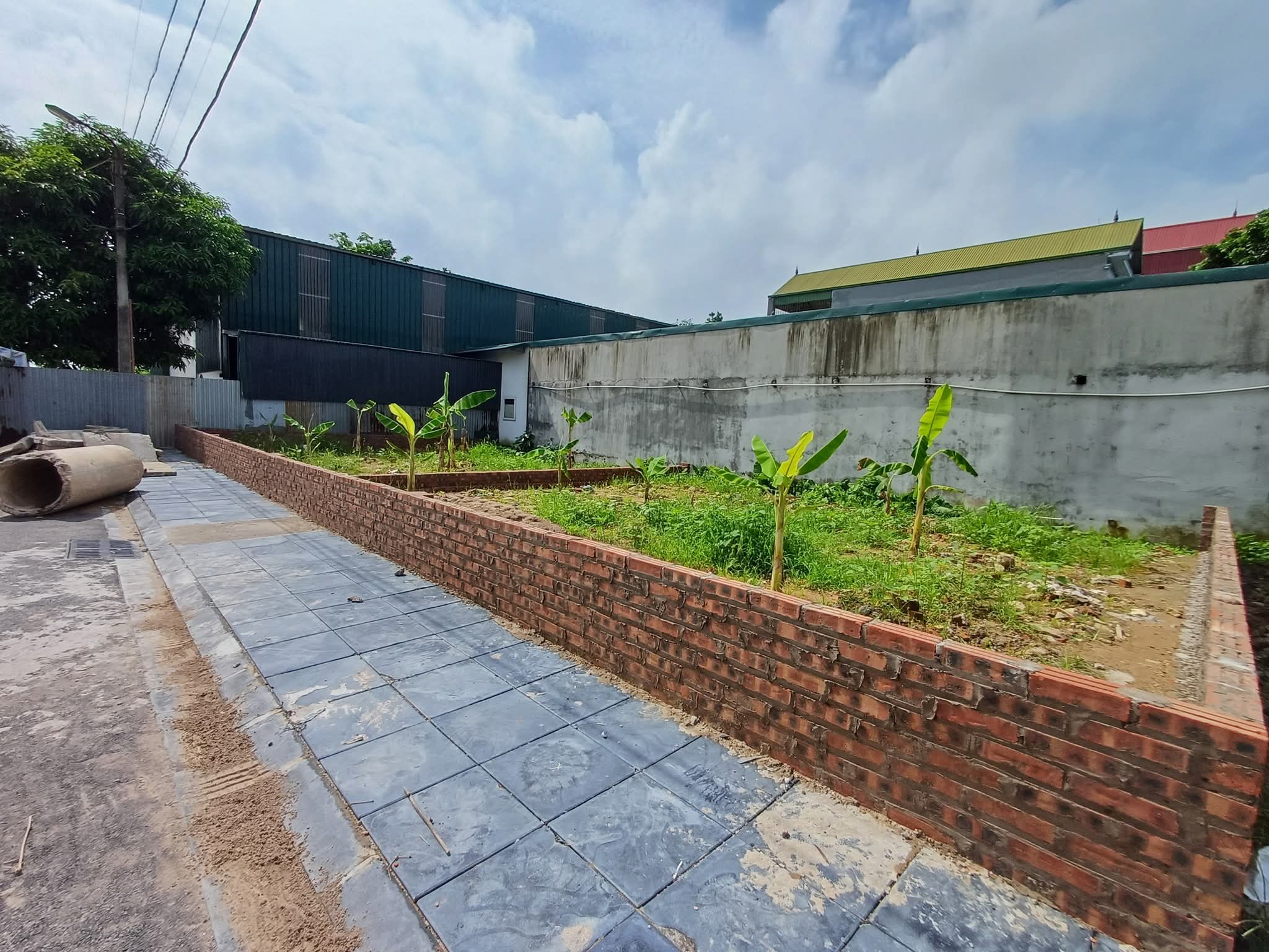 Bán đất thôn Nguyên Khê, xã Nguyên Khê ( Phúc Thịnh ) 73m2, 3 ô tô tải tránh, gần ql3 hơn 7 củ tỏi