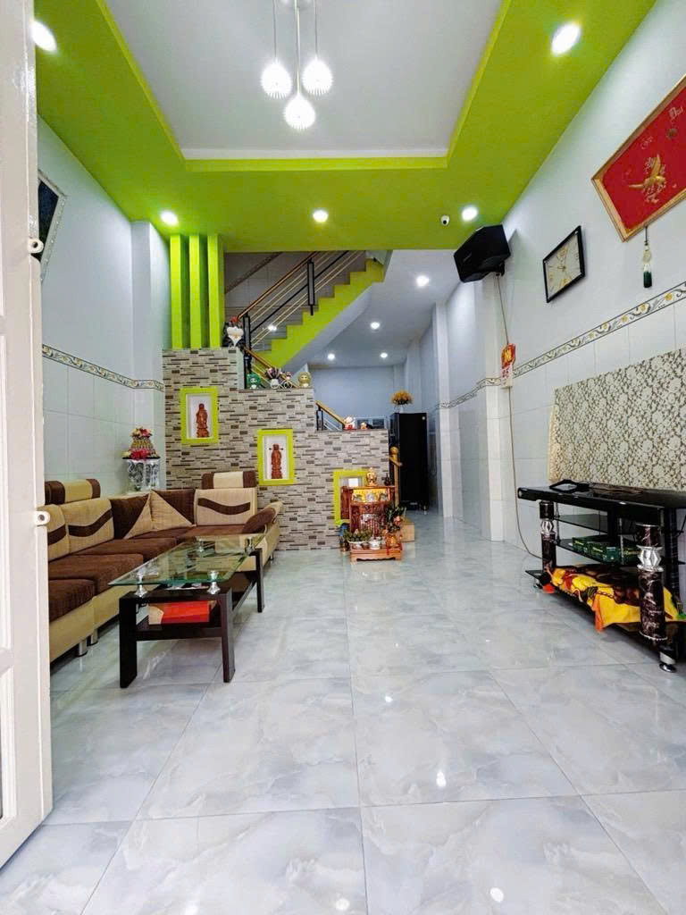 SIÊU HOT-NHÀ KIÊN CỐ-HẺM XE HƠI TỚI CỬA-NGAY CHIẾN LƯỢC-4.XX TỶ