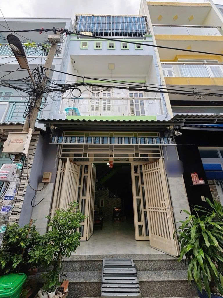 SIÊU HOT-NHÀ KIÊN CỐ-HẺM XE HƠI TỚI CỬA-NGAY CHIẾN LƯỢC-4.XX TỶ