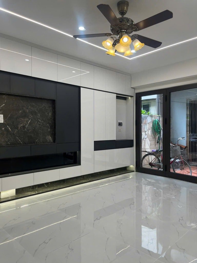 DT 38,3M/6TẦNG/ 8.8TỶ - THẠCH BÀN  NHÀ MỚI TINH - THANG MÁY - GẦN Ô TÔ - TIỆN ÍCH NGẬP TRÀN