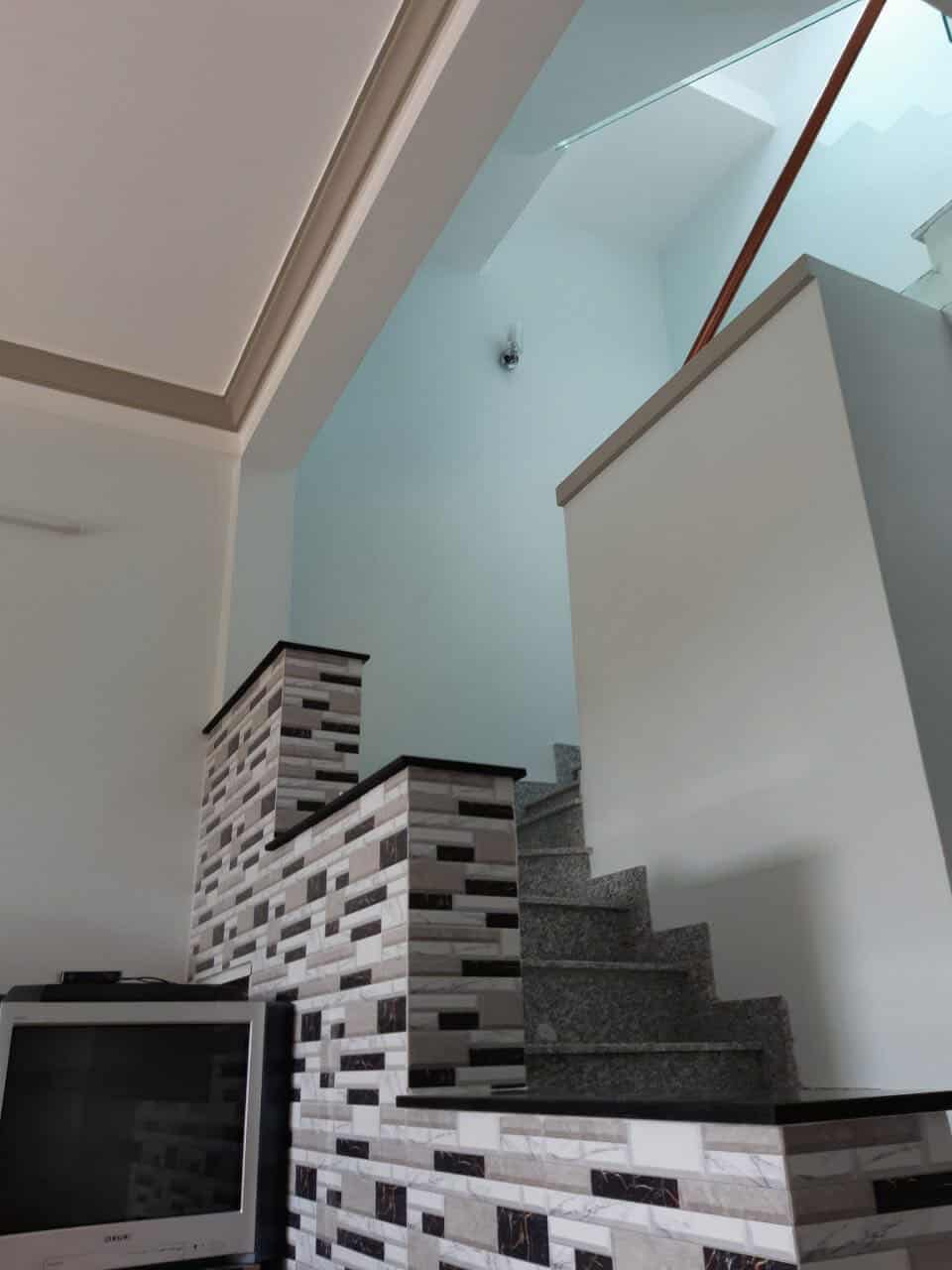 nhà hẻm thoáng mát