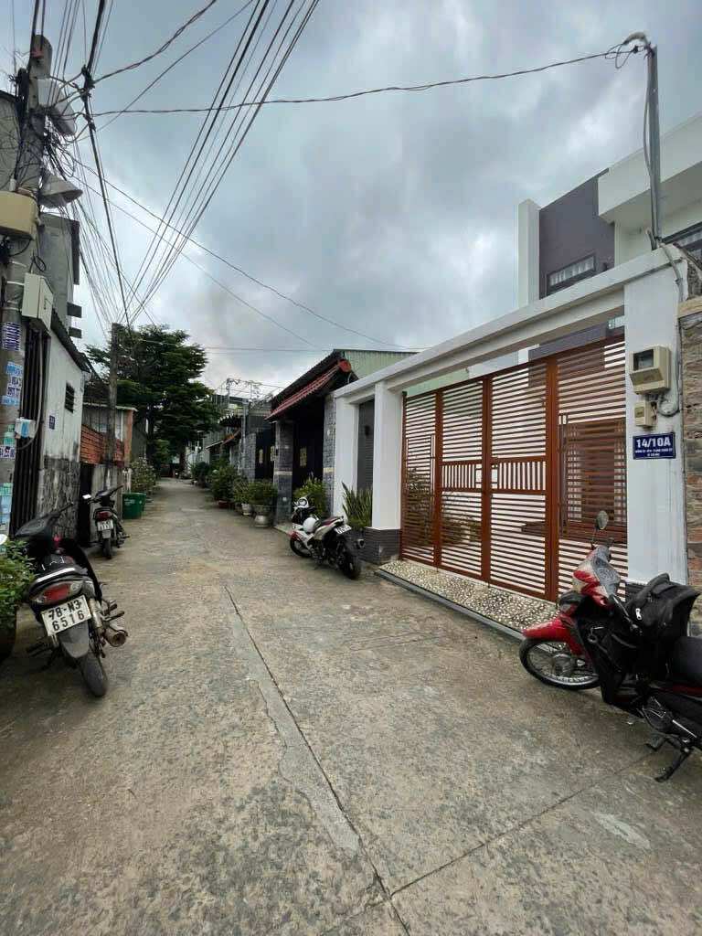 Khu vực dân cư đông đúc, yên tĩnh