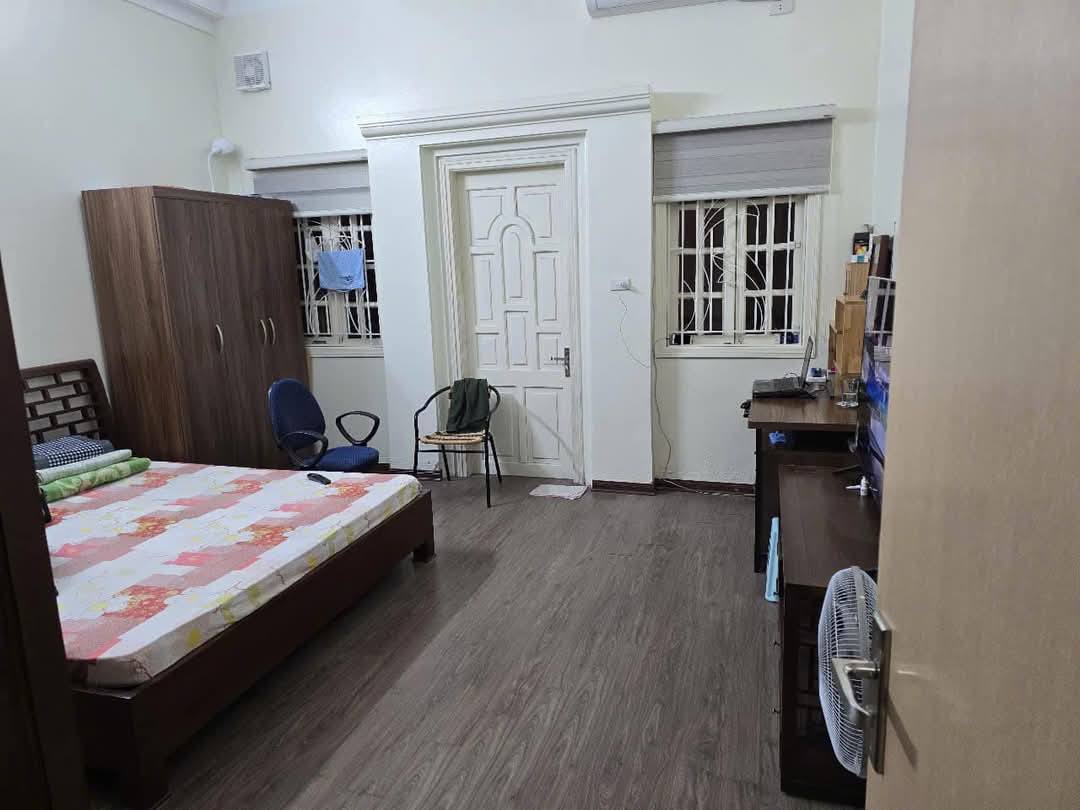 CỰC HIẾM TRUNG TÂM CẦU GIẤY 65M2 NHÀ 4 TẦNG CHỈ 13 TỶ SỔ ĐỎ LÂU DÀI