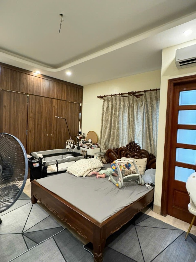TRUNG TÂM ĐỐNG ĐA - NGÕ RỘNG GẦN 3M - CÁCH OTO 40M - NGÕ THÔNG - 5Tầng -  7.1 Tỷ