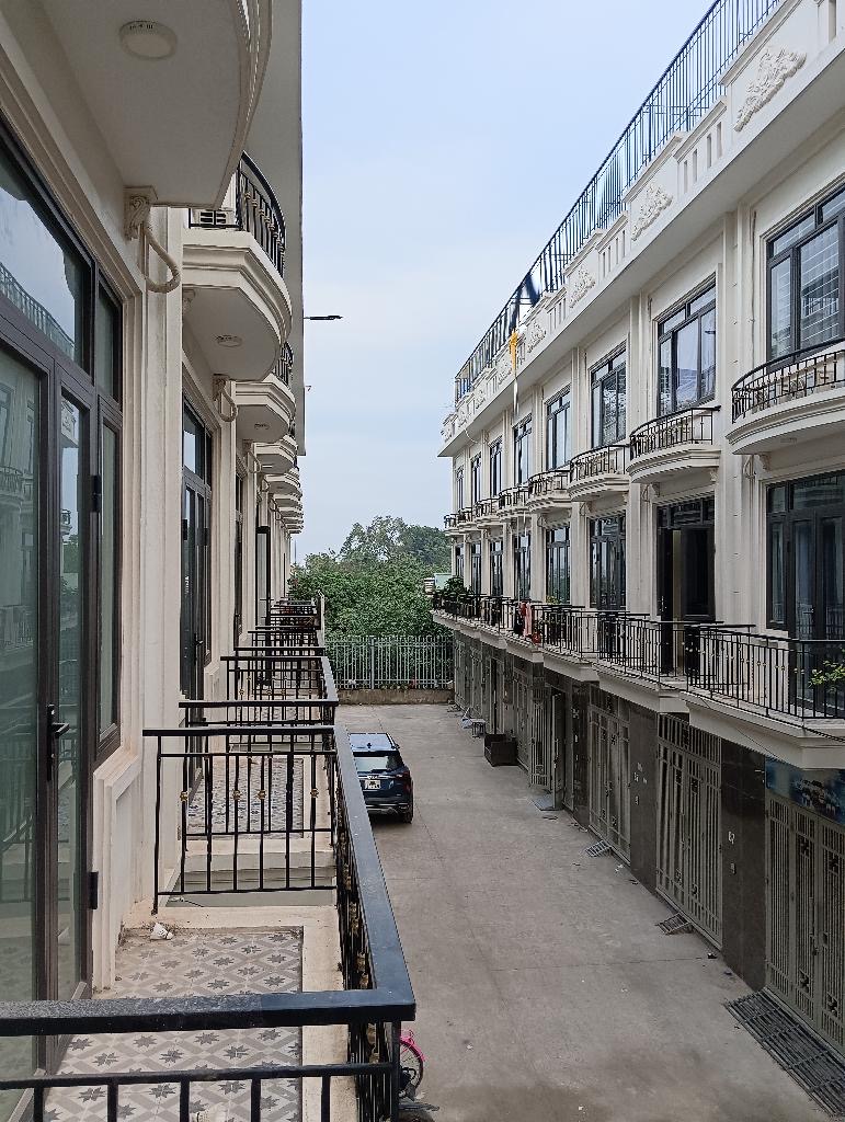 Bán nhà gần trường học cấp 2 phụng châu chương mỹ
