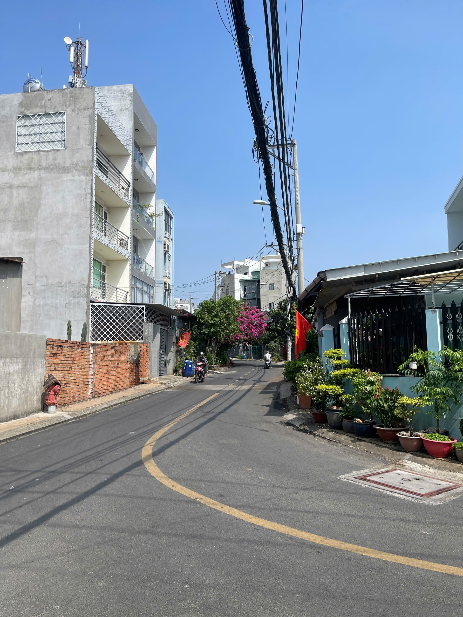 Nhà Mới