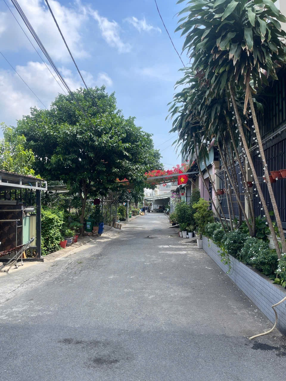 Nhà Sân Thượng