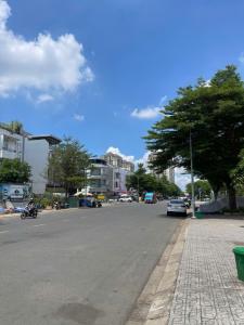 Nhà Mặt Phố