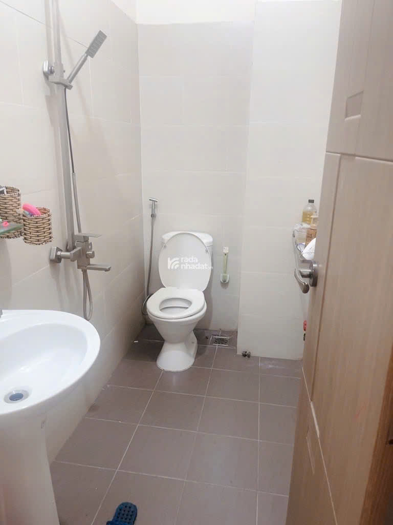 BÁN NHÀ 60m2, hẻm 3m thẳng tấp, đường Nguyễn Ảnh Thủ, Q.12, giá chỉ 3.4 tỷ.