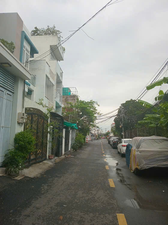 BÁN NHÀ HẺM XE HƠI 4m, 60m2, SHR, KHU DÂN CƯ HIỆN HỮU, ĐƯỜNG TÂN THỚI HIỆP 21, Q12, GIÁ CHỈ 2.3 TỶ