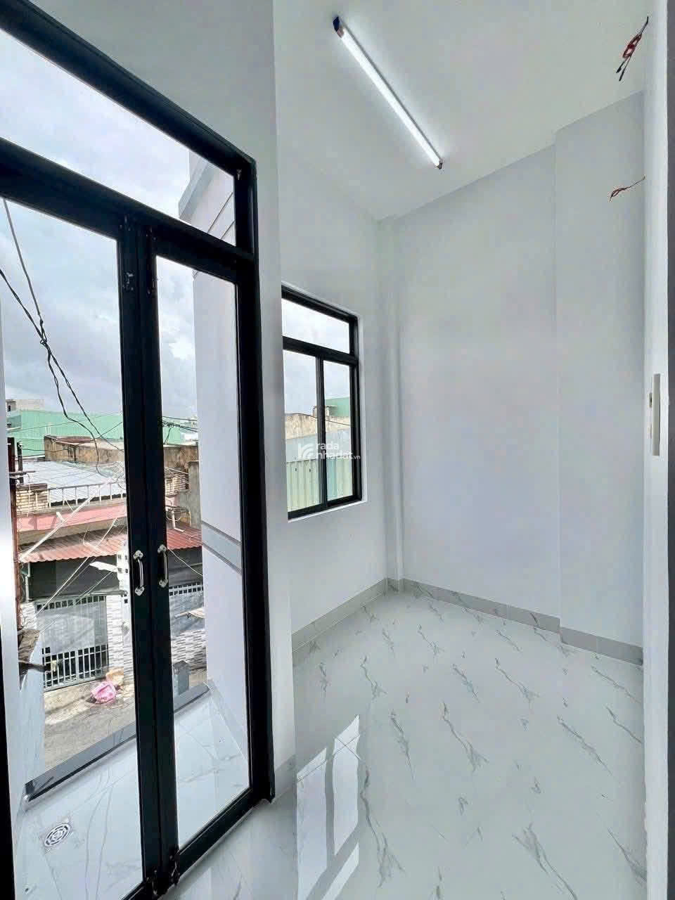 BÁN NHÀ HẺM XE HƠI 4m, 60m2, SHR, KHU DÂN CƯ HIỆN HỮU, ĐƯỜNG TÂN THỚI HIỆP 21, Q12, GIÁ CHỈ 2.3 TỶ