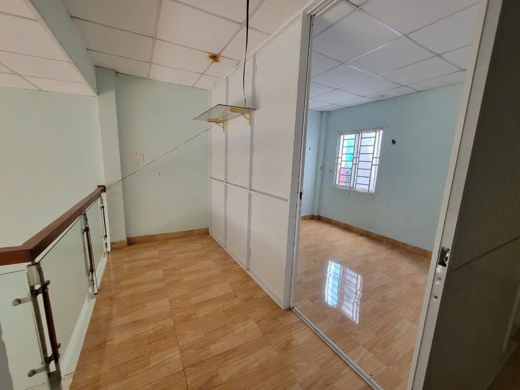BÁN NHÀ ngang 6.5m (92m2) chỉ 4.75 tỷ, đường HIỆP THÀNH 13 , Q12