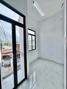 NHÀ ĐƯỜNG 6M- 54M2-THÔNG XE HƠI -CHƯA TỚI 4 TỶ MÀ Ô TÔ ĐẬU CỬA.