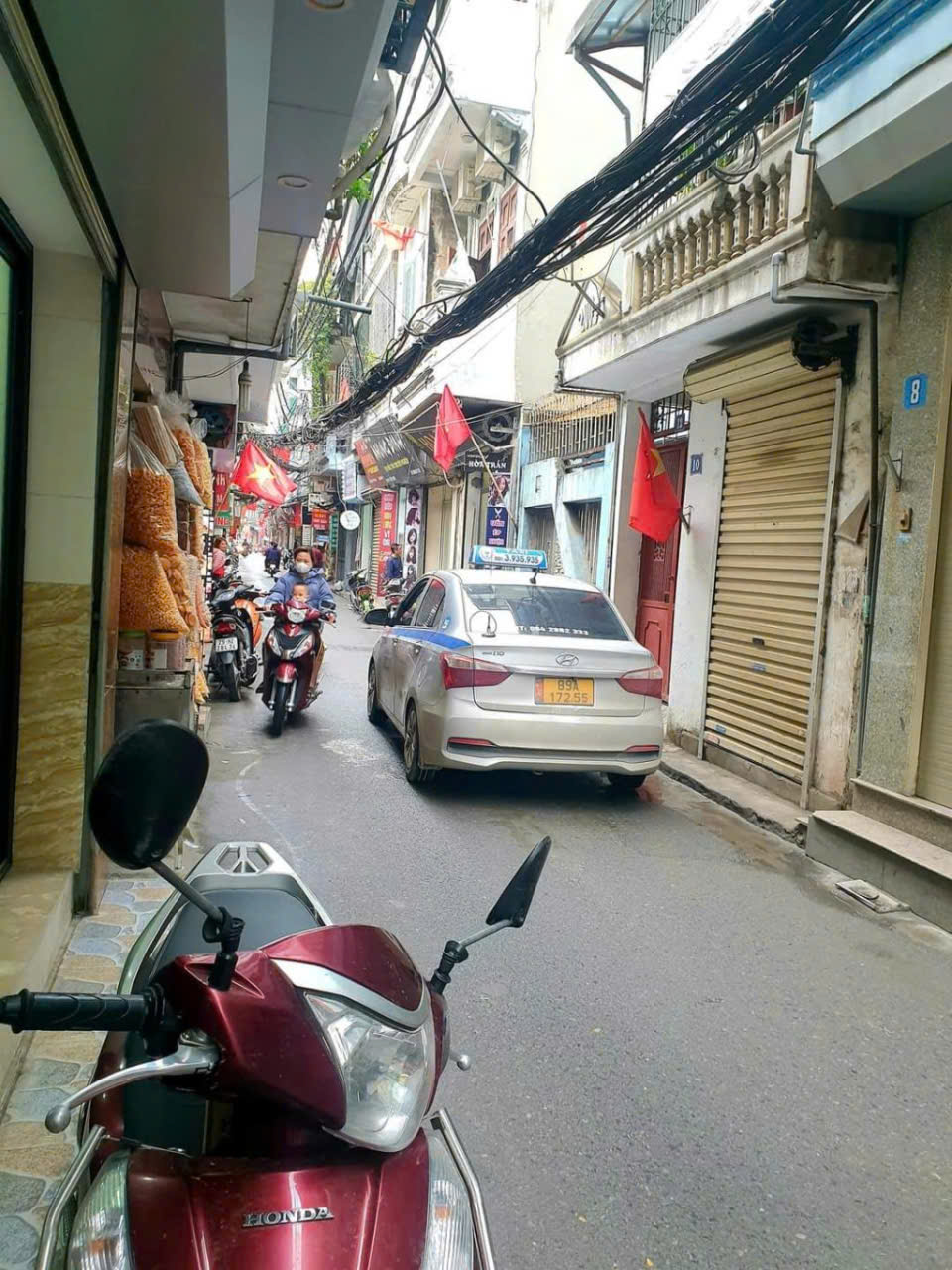 BÁN NHÀ HOÀNG MAI, LÔ GÓC, NGÕ TO, 60 M2, 3 TẦNG, 4,5 TỶ, 5 PHÚT RA MAI ĐỘNG