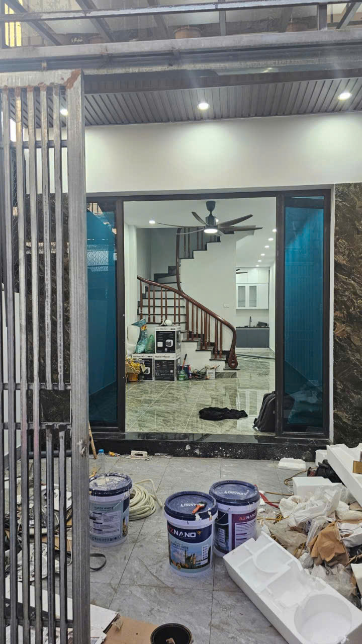 BÁN NHÀ HOÀNG MAI, LÔ GÓC, NGÕ TO, 60 M2, 3 TẦNG, 4,5 TỶ, 5 PHÚT RA MAI ĐỘNG