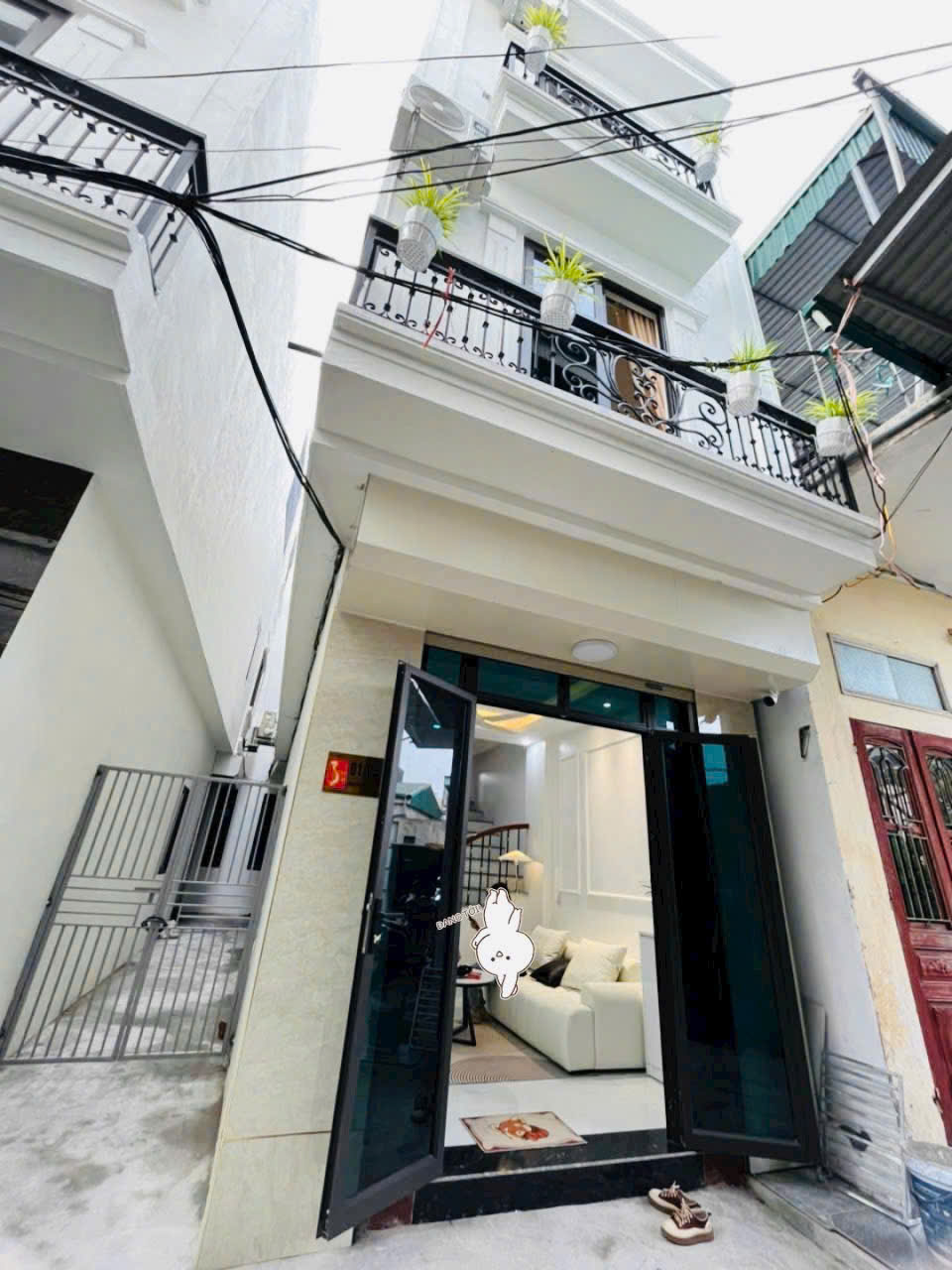 B,án gấp Hoàng - Mai, 35 m2, 5 tầng thiết kế hiện đại, ngõ thông kinh doanh, 5,5 tỷ