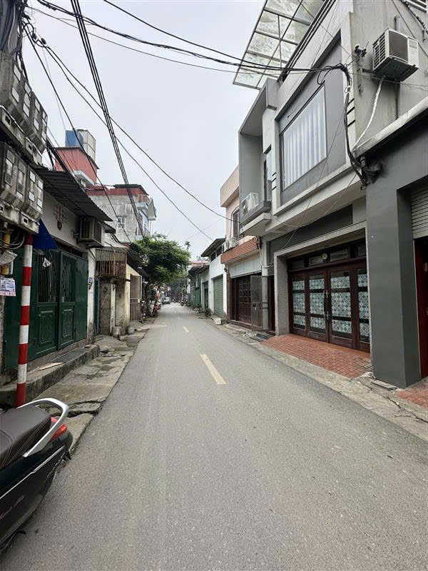 B,án gấp nhà mặt phố Thuý Lĩnh, Hoàng Mai, DT 58 m2, 1 tầng, kinh doanh mọi mặt hàng, giá hơn 11 tỷ
