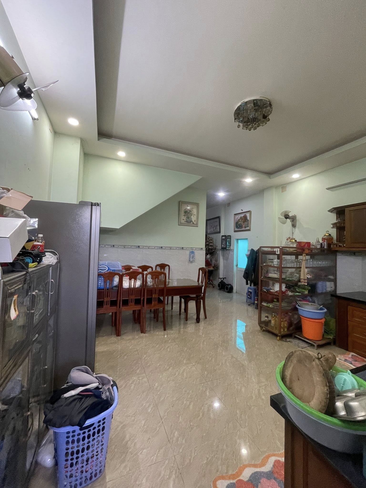 MẶT TIỀN KINH DOANH THÔNG LÊ VĂN VIỆT - ĐÌNH PHONG PHÚ