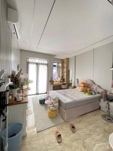 NHÀ ĐẸP 3 TẦNG MUA VỀ Ở NGAY - NGAY CHỢ, CÔNG VIÊN, TRƯỜNG HỌC - NHỈNH 8TỶ
