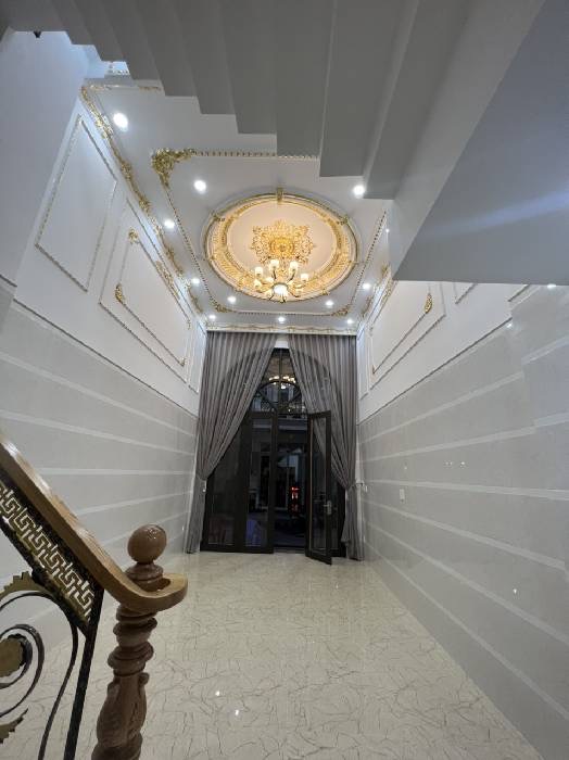 Bán nhà khu VIP đường Mã Lò