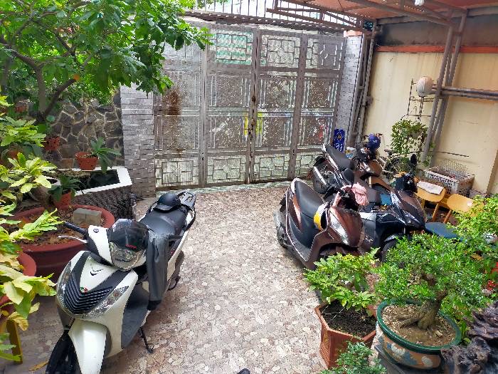 BÁN BIỆT THỰ 116m2  ngay Mã Lò. Giá 9 tỷ