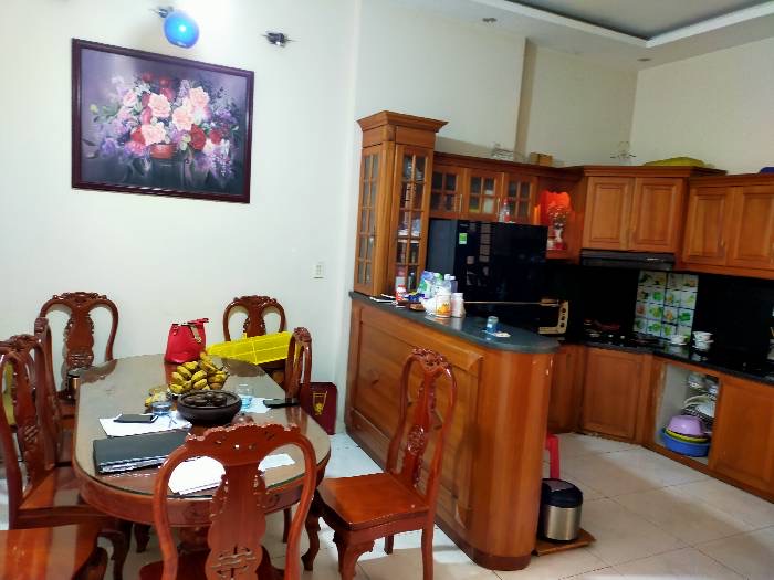 BÁN BIỆT THỰ 116m2  ngay Mã Lò. Giá 9 tỷ