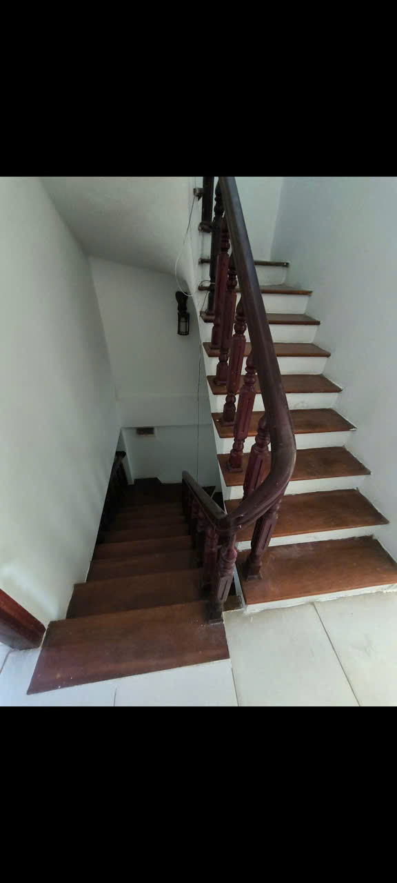 BÁN NHÀ ĐÔNG ANH - NHÀ MỚI ĐẸP - Ô TÔ đỗ cửa