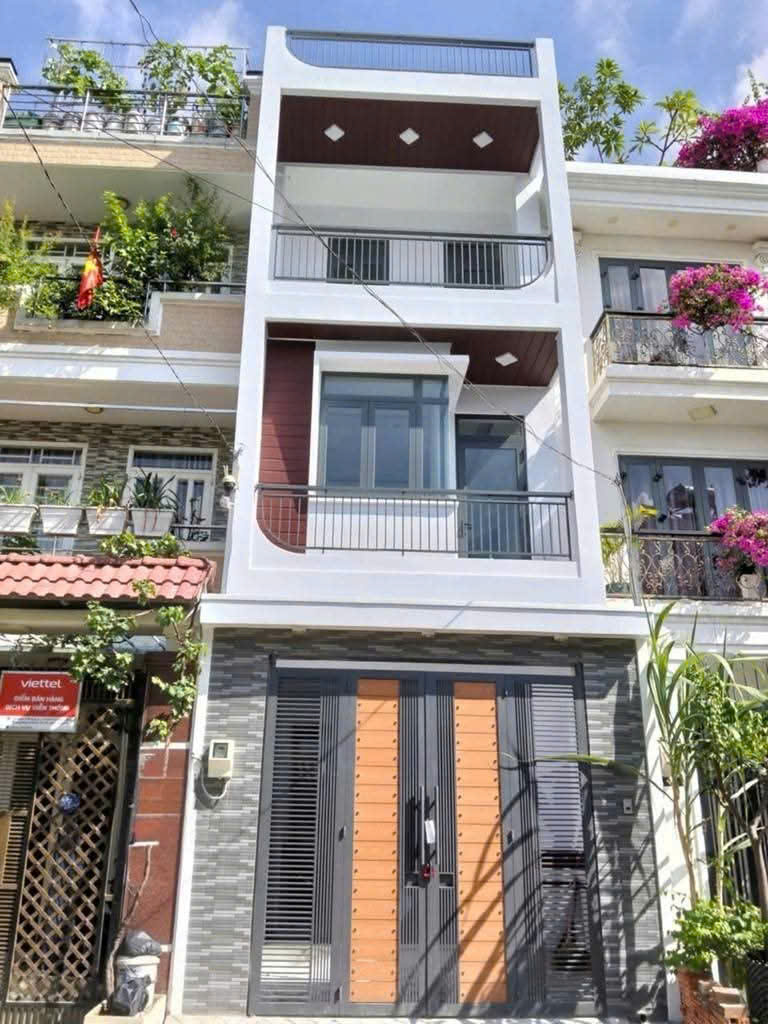 Nhà 5 tầng đẹp không tì vết, Chiến Lược, Bình Tân Chỉ 8 tỷ