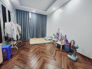 BÁN NHÀ KHU VỰC HỒ TÙNG MẬU ĐẸP LUNG LINH, THOÁNG TRƯỚC SAU, NGÕ Ô TÔ 30mx6T