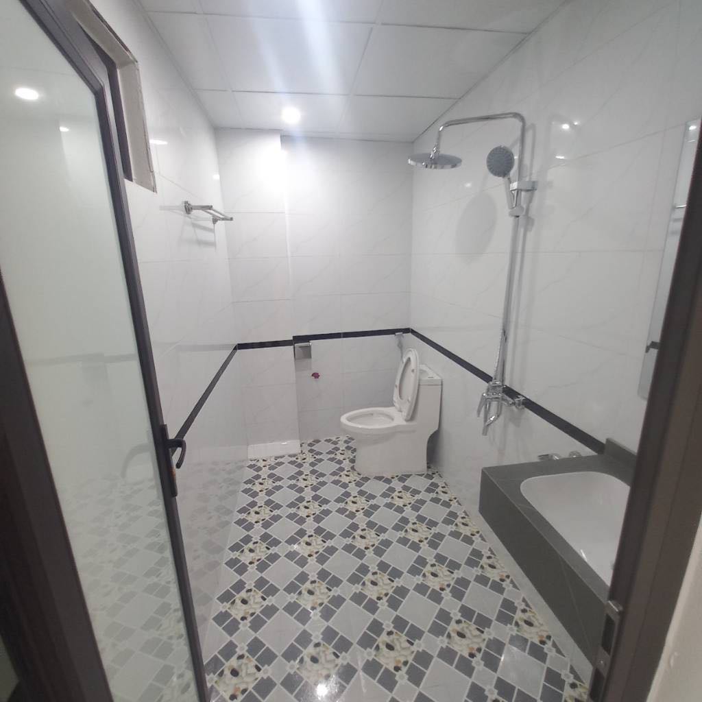 BÁN NHÀ ĐA SỸ 30M2 x5T MỚI COONG, FULL NỘI THẤT, PHÙ HỢP CHO A/C VỢ CHỒNG TRẺ, DỌN ĐẾN Ở NGAY.