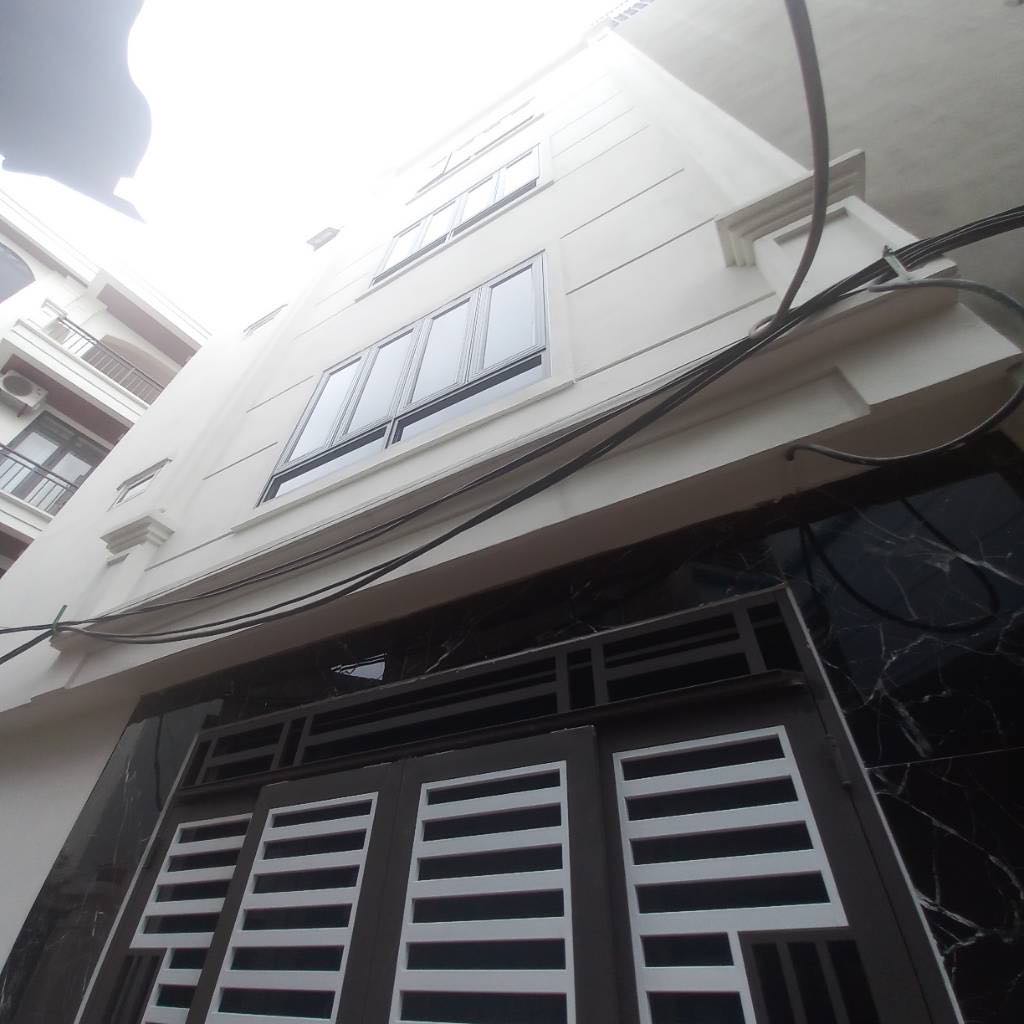 BÁN NHÀ ĐA SỸ 30M2 x5T MỚI COONG, FULL NỘI THẤT, PHÙ HỢP CHO A/C VỢ CHỒNG TRẺ, DỌN ĐẾN Ở NGAY.