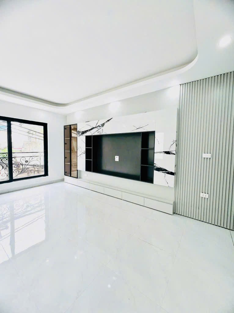 ĐỊNH CÔNG THƯỢNG - ĐỊNH CÔNG –  ÔTÔ – KINH DOANH NHỎ XINH