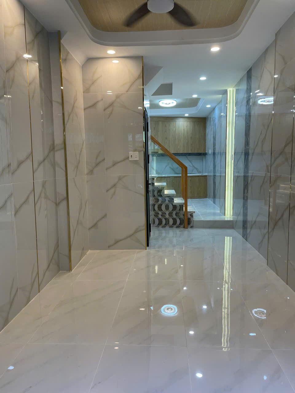 Bán nhà hẻm 5m Ni Sư Huỳnh Liên, phường Bảy Hiền, quận Tân Bình, 3x11, 2 tầng giá 4.95 tỷ