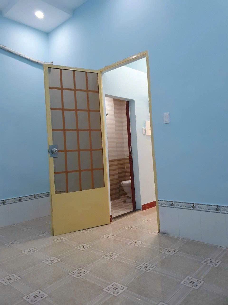 Bán nhà 154/30 Phạm Văn Hai, 4.4x8m, 2 lầu, giá 5.5 tỷ TL
