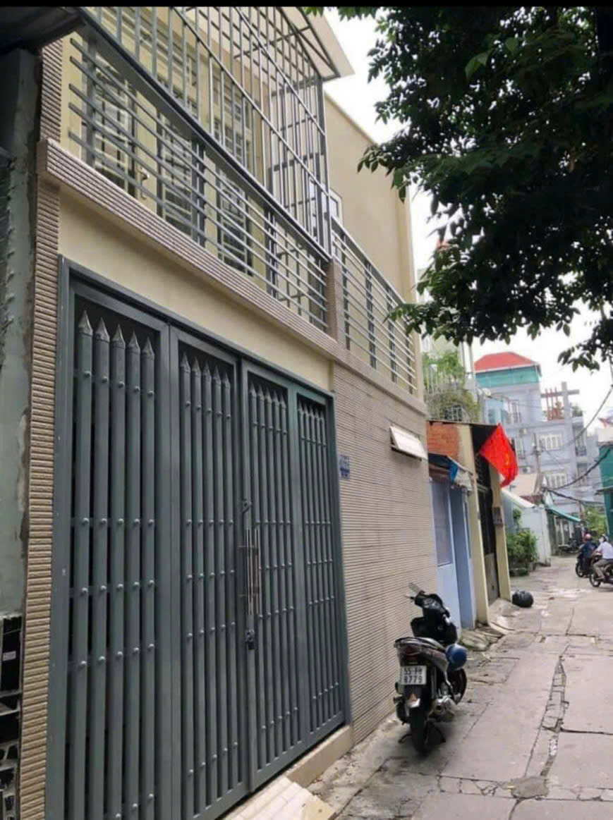 Bán nhà hẻm 594 Âu Cơ, 6.5x10m, 1 lầu, hẻm 3.5m thông giá 5.5 tỷ TL