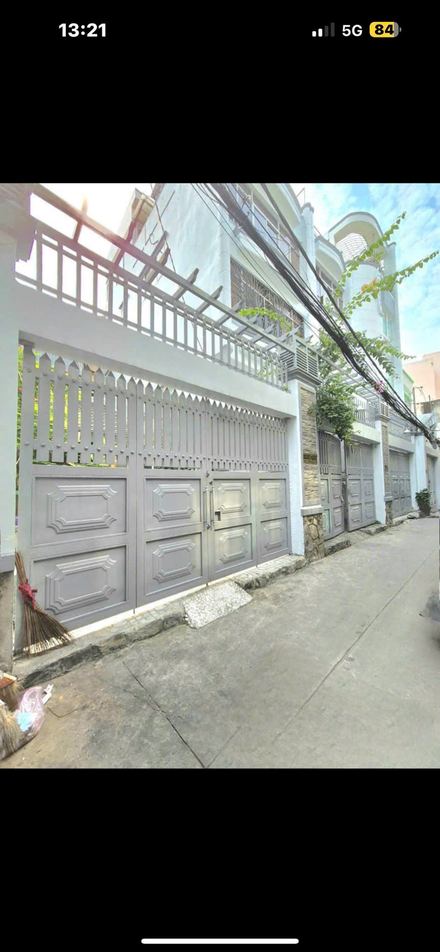 Bán nhà cấp 4 hẻm 985 Lạc Long Quân, 5x12m, giá 5.8 tỷ TL