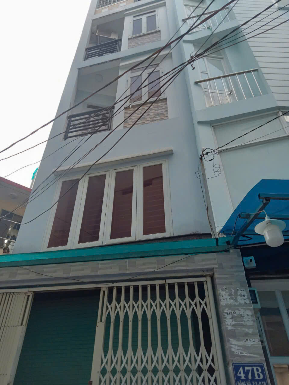 Bán nhà hẻm 3.5m Đông Hồ, F8, 3.2x17m, 5 tầng, 6pn 7wc, giá 8.19 tỷ TL